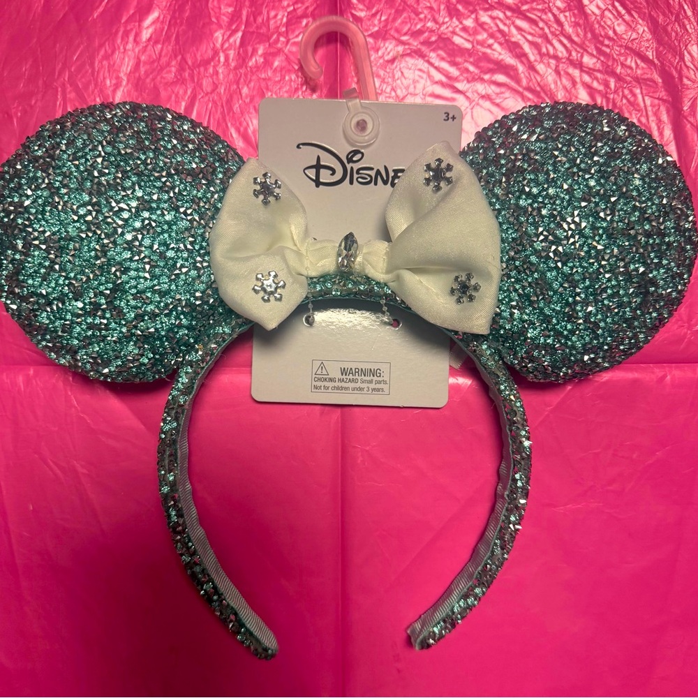 Disney Parks Minnie Mouse Sequin Ear